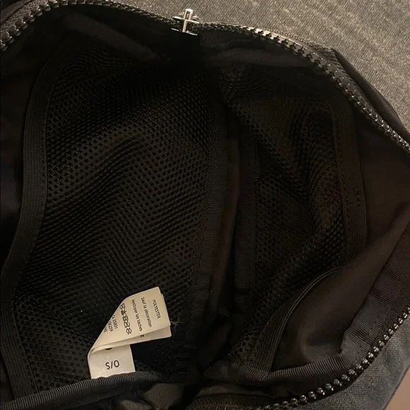 lululemon everyday belt bag - Picture 6 of 6